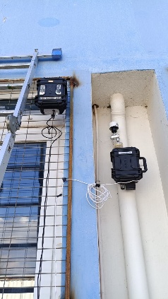Instrumento instalado en la Escuela Carmela Carvajal