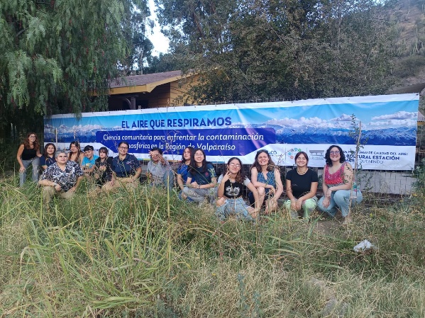 Comunidad en la Estación Las Coimas