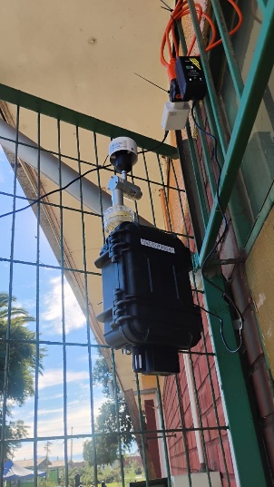 Instrumento instalado en la Escuela Agrícola